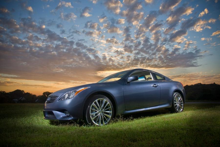  Infiniti G37 Coupe AWD Sport 2011 года  (фото 8 из 8)
